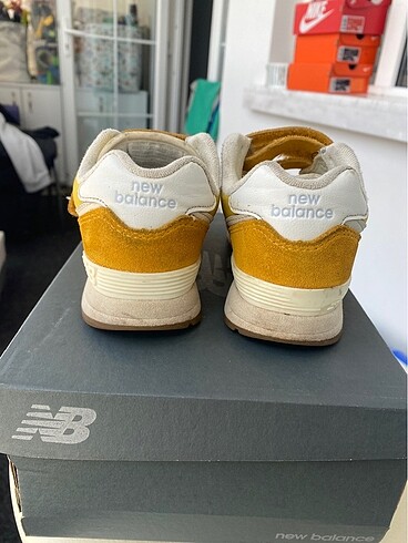 28 Beden altın Renk New balance spor ayakkabısı