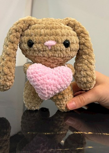 Kalp tutan tavşan - Görsel 2