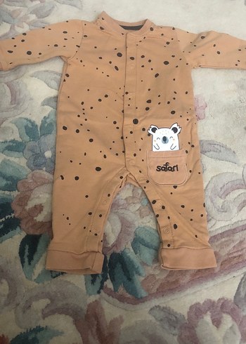 Düğmeli Leopar Desenli Bebek Kız Tulum