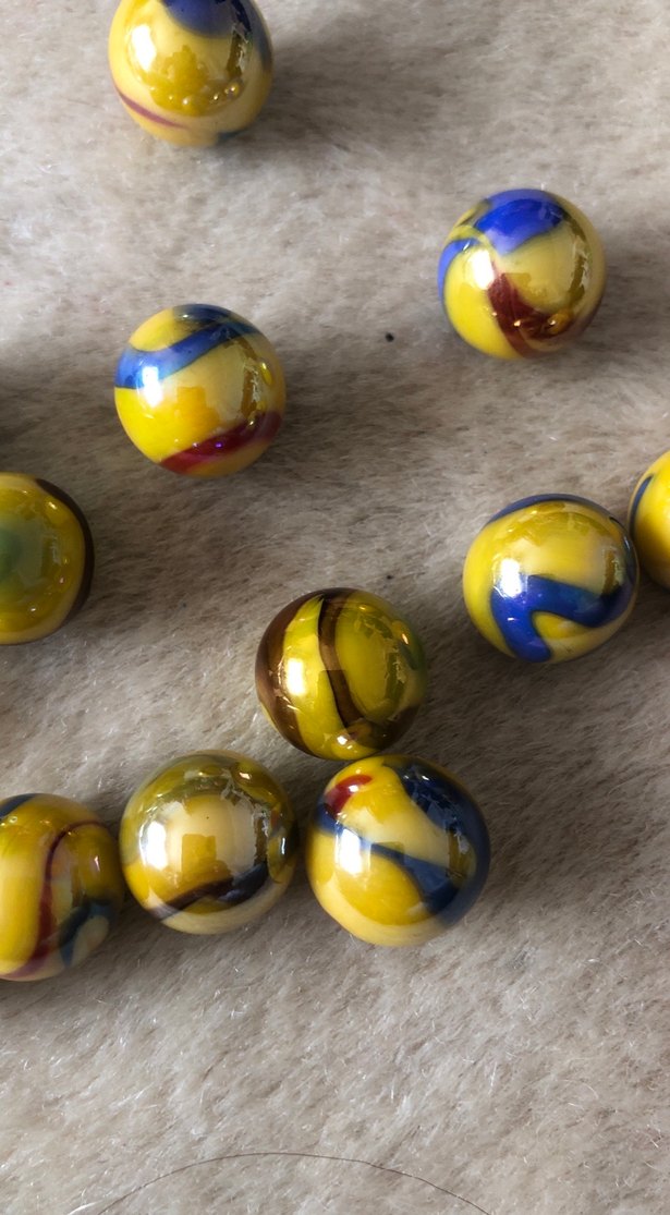 Kinkajou sarı  Cam Bilyeler Seti - Görsel 2