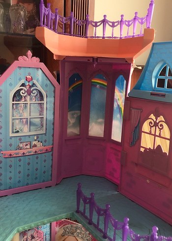 Pembe Barbie Prenses Kalesi Oyuncak - Görsel 3