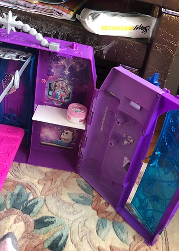 Mor Oyuncak Kale barbie - Görsel 5