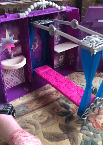 Mor Oyuncak Kale barbie - Görsel 4