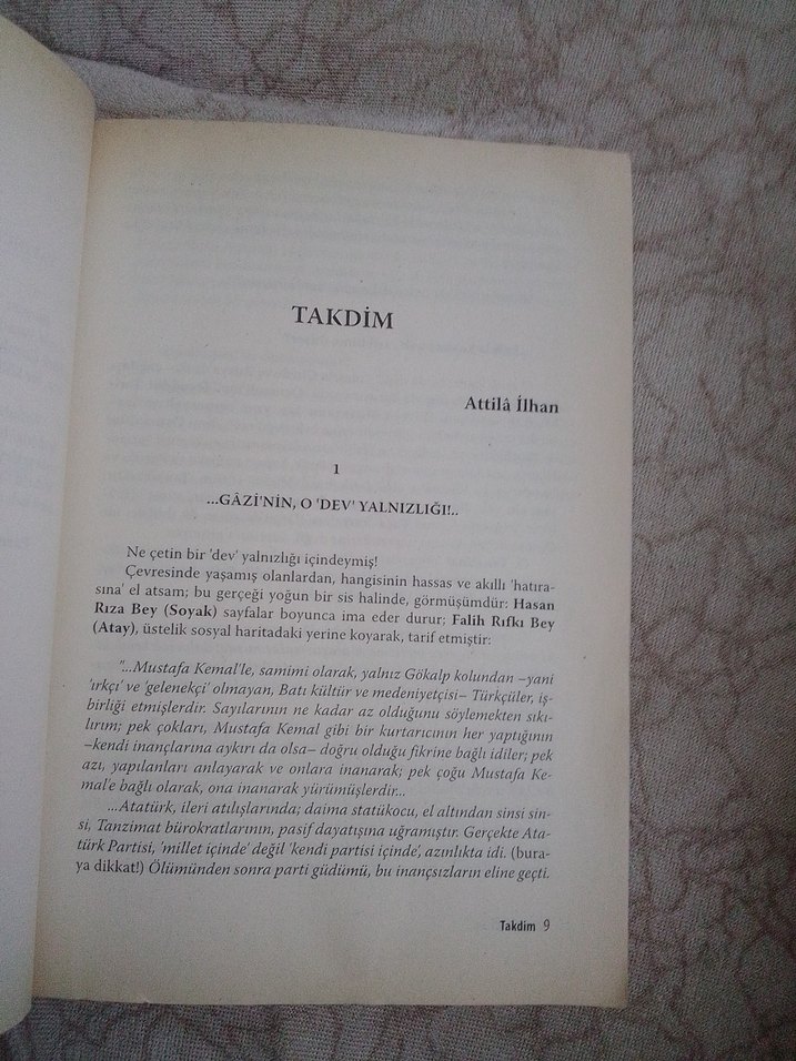 Bir Millet Uyanıyor! - Attila İlhan - Görsel 4