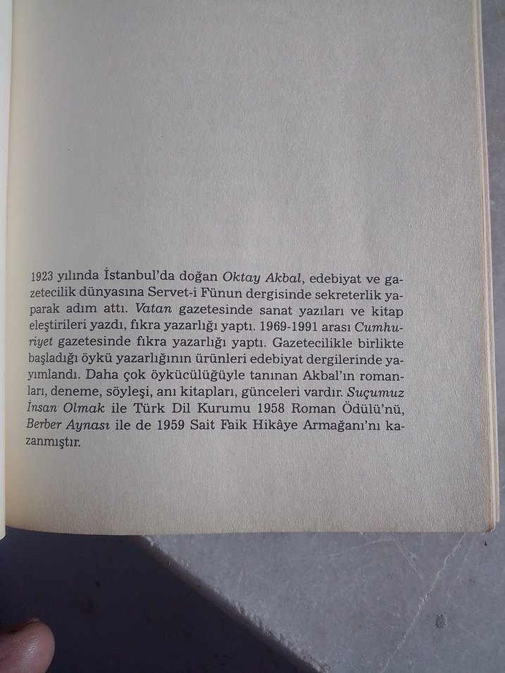 Aşksız İnsanlar - Oktay Akbal - Görsel 3