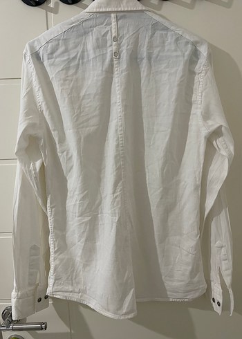 Düğmeli Beyaz Uzun Kollu Keten Gömlek - Görsel 5