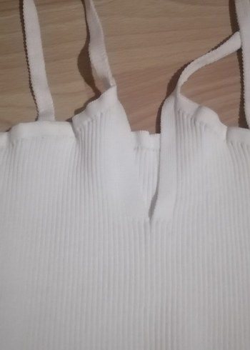 Diğer 2 li fiyatıdır,gül kurusu ve beyaz renk. Mini üst
