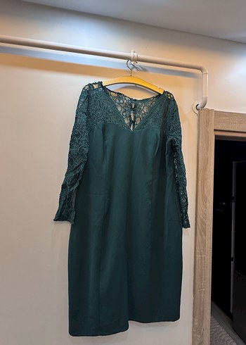 Yeşil Dantel İşlemeli Midi Elbise - Görsel 2