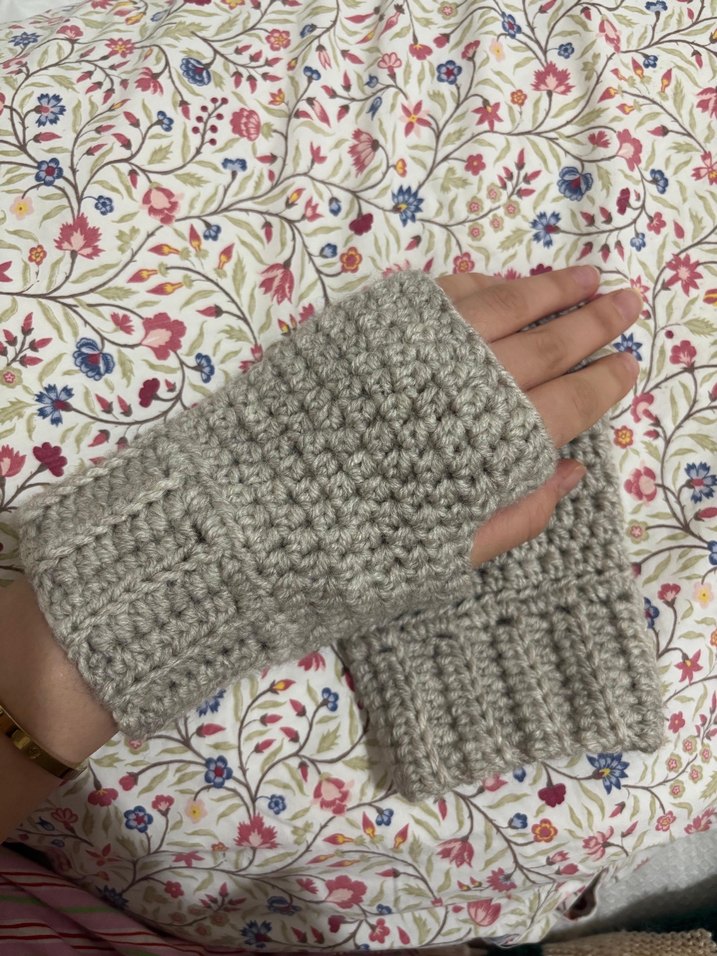 Gri Örgü Bohem Kadın Eldiveni - Görsel 2