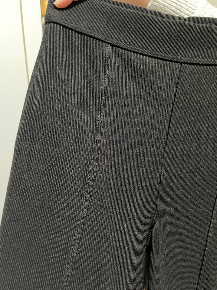 Siyah Kadın Yırtmaçlı İspanyol Paça Pantolon - Görsel 2