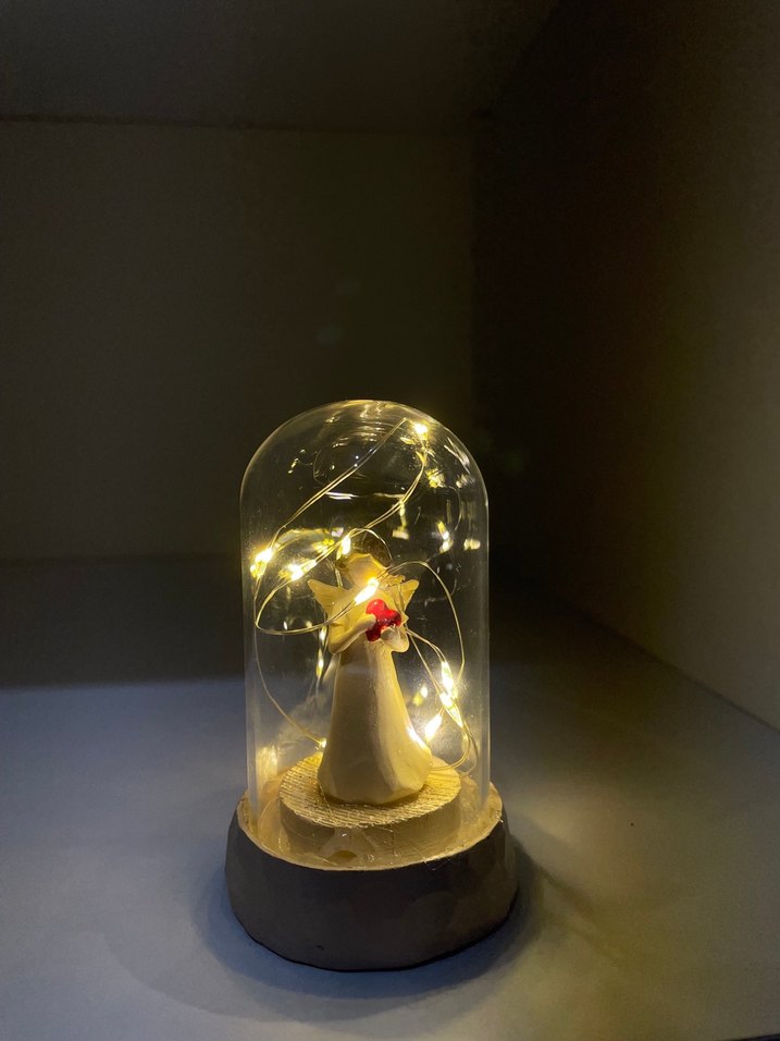 Işıklı Beyaz Melek Figürü - Görsel 2