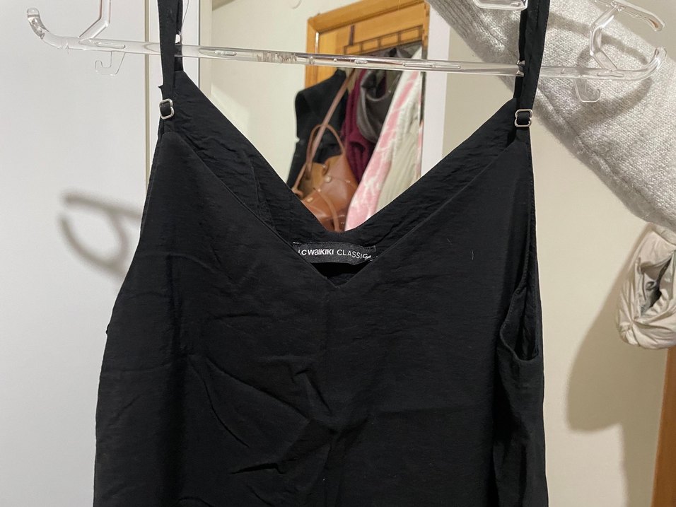 Siyah V Yaka Uzun Keten Elbise - Görsel 3