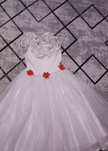 Kız Çocuk Beyaz Nakışlı Fırfırlı Elbise - Görsel 2