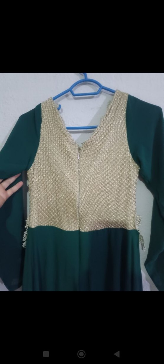 Drapeli V Yakalı Uzun Yeşil Abiye Elbise - Görsel 5