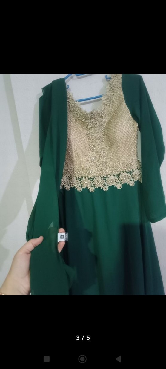 Drapeli V Yakalı Uzun Yeşil Abiye Elbise - Görsel 3