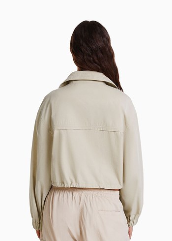 Bershka crop ceket - Görsel 2