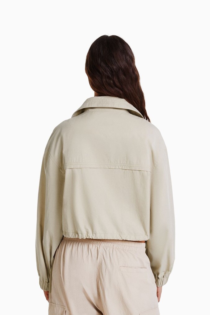 Bershka crop ceket - Görsel 2