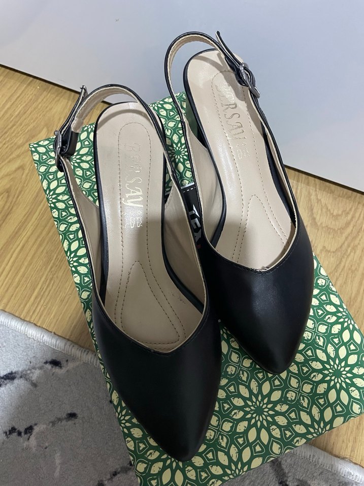 Klasik Siyah Tokalı Kadın Topuklu Ayakkabı - Görsel 2