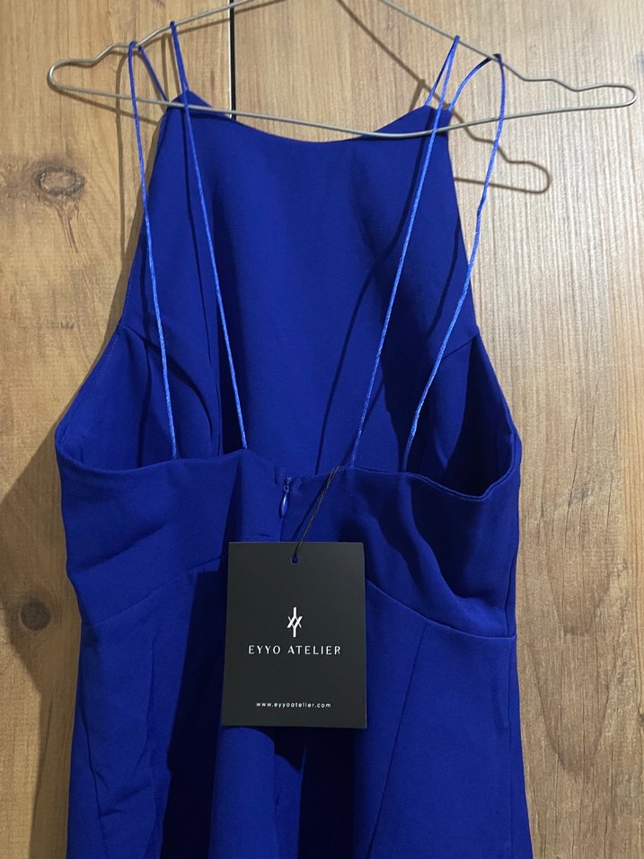 Mavi yırtmaçlı gece elbisesi - Görsel 3