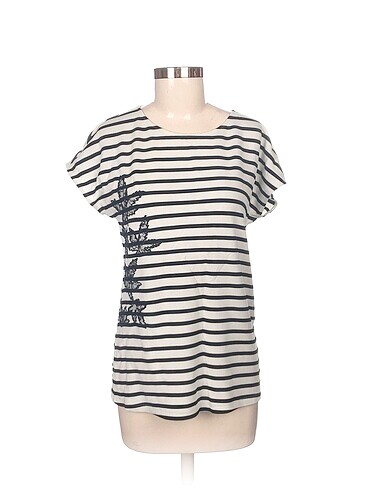 Diğer T-shirt %70 İndirimli.
