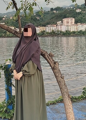 Medine ipeği ferace