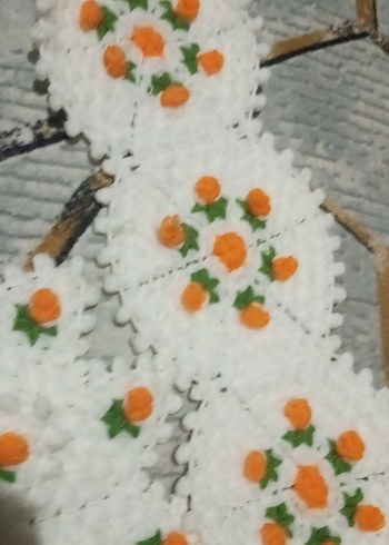 El Yapımı Turuncu-Beyaz Çiçekli Örgü Set - Görsel 7