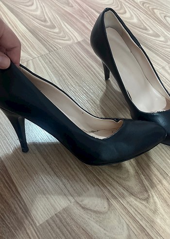 inci Siyah Stiletto Topuklu Klasik Kadın Ayakkabı
