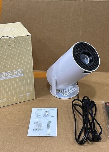 Beyaz Ultra HD Projektör