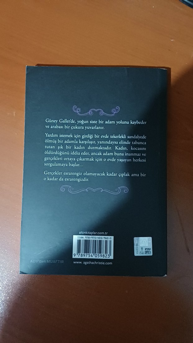 Beklenmeyen Misafir - Agatha Christie - Görsel 2