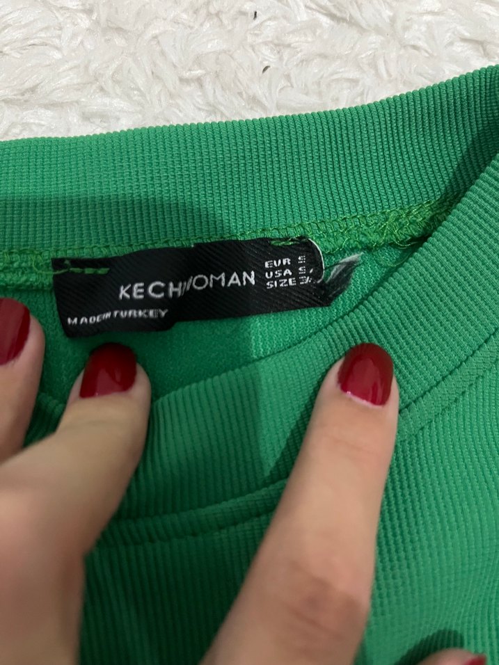 Uzun Kollu Yeşil Crop Top - Görsel 2