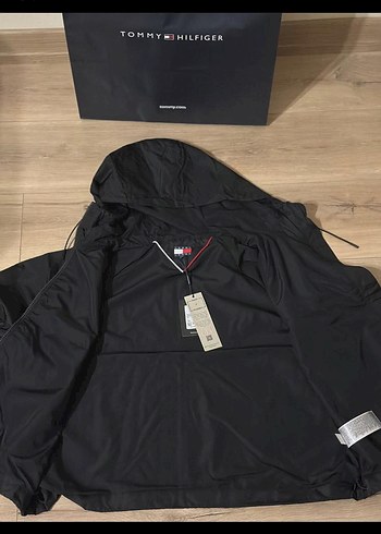 Tommy hilfiger yagmurluk - Görsel 4