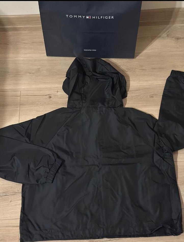 Tommy hilfiger yagmurluk - Görsel 3
