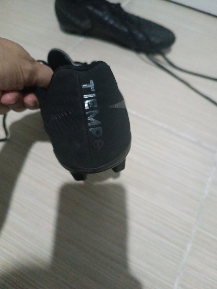 Nike Siyah Erkek Futbol Ayakkabısı tiempo - Görsel 2