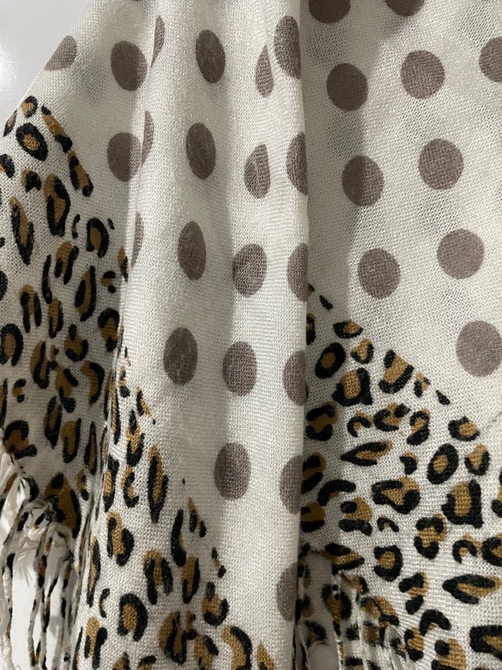 Gri Puantiyeli Bohem Kadın Şal - Görsel 2