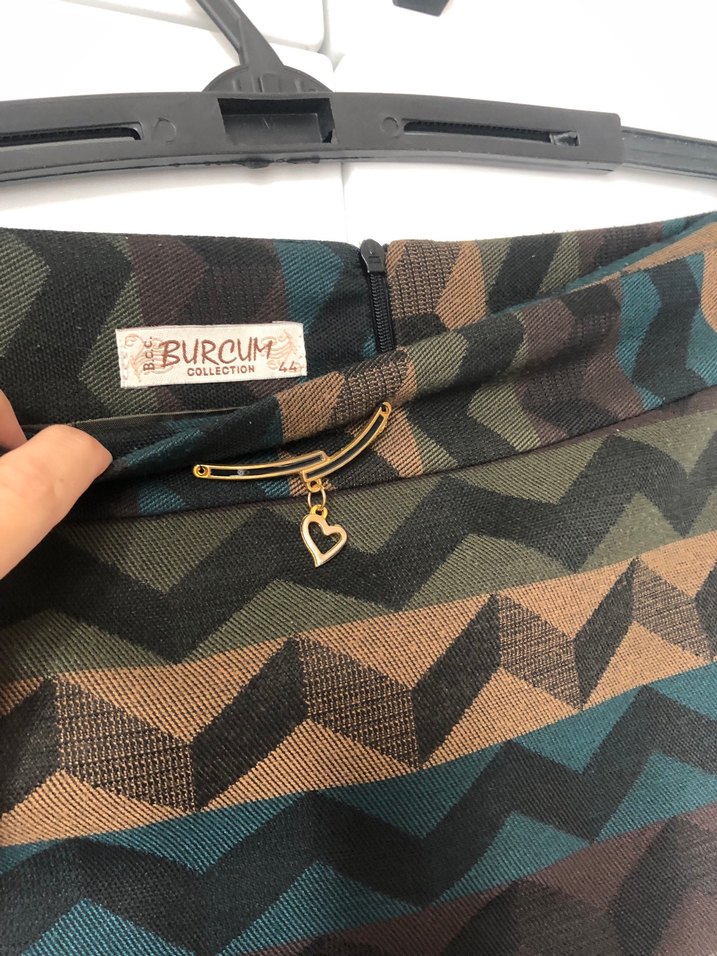 Kadın Önü Drapeli Desenli Uzun Etek - Görsel 4