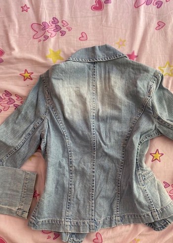 Düğmeli Kadın Denim Ceket, bele oturan - Görsel 3