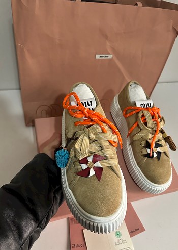 Miu Miu 38
