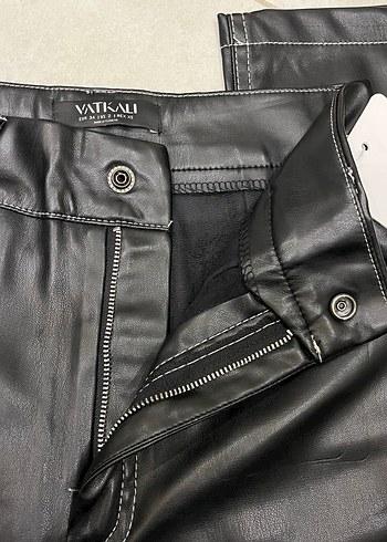 vatkalı siyah deri pantolon - Görsel 5