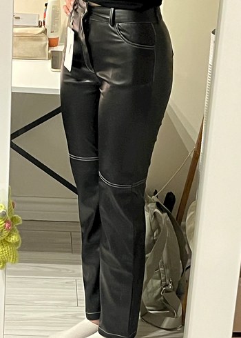 vatkalı siyah deri pantolon - Görsel 2
