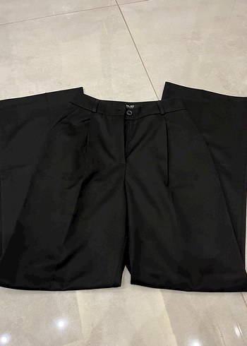 vatkalı siyah kumaş pantolon - Görsel 2