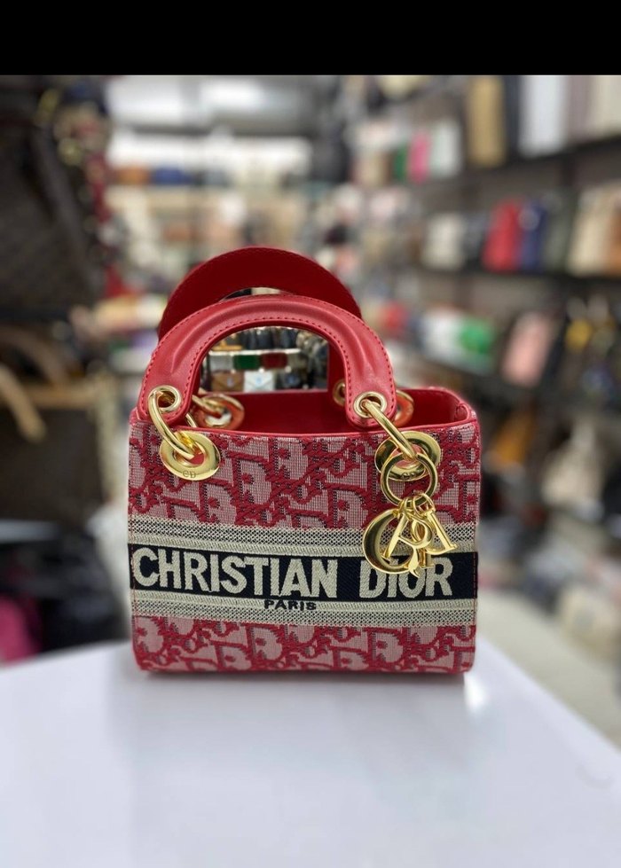 Zincir Detaylı Siyah Kadın Çanta - Görsel 3