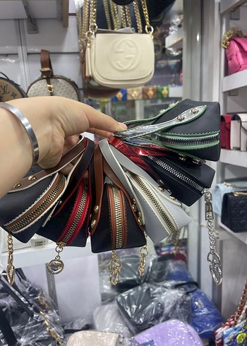 LV Mini Askılı çanta - Görsel 7