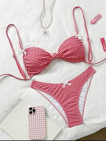Pötikareli bikini takımı