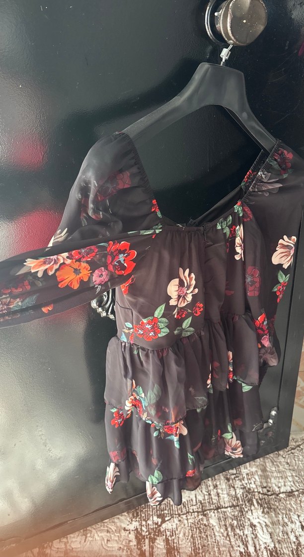 Siyah kolları tül önden bağlamalı elbise - Görsel 5