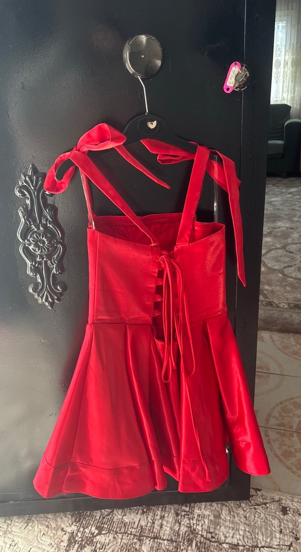 Kırmızı Drapeli Mini Abiye Elbise - Görsel 2