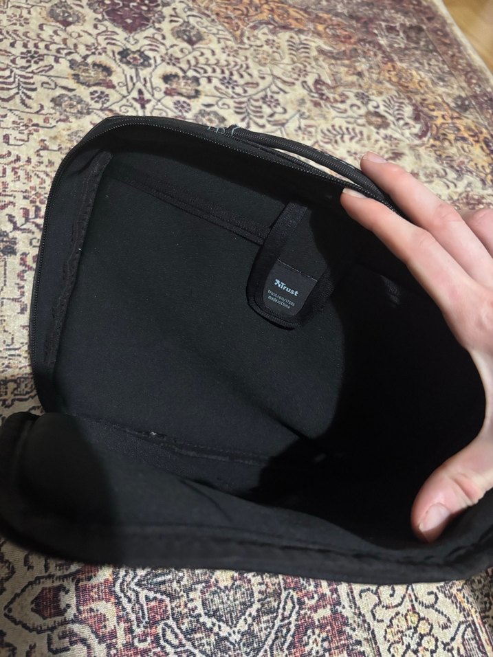 Fermuarlı Siyah Tablet Çantası - Görsel 2