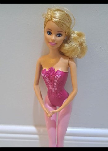 Barbie Pembe Bebek
