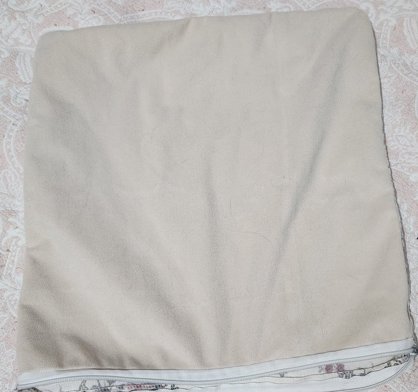 Bordo ve Gri Çiçek Desenli Kırlent Yastık Kılıfı - Görsel 2