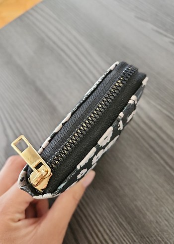 Çiçek Desenli Fermuarlı Kadın Cüzdanı - Görsel 3