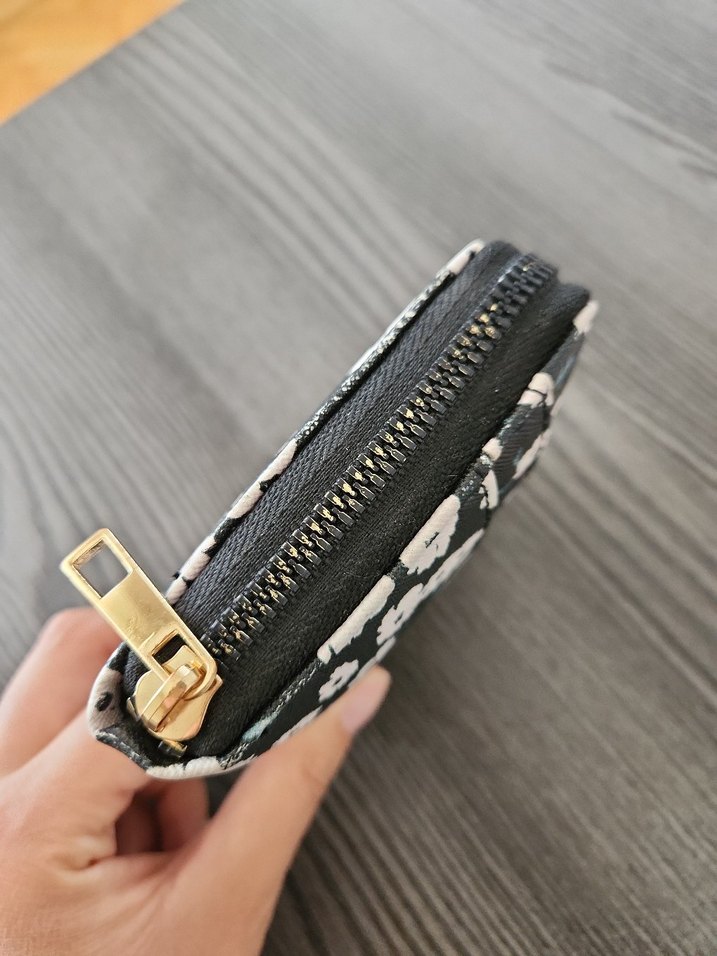 Çiçek Desenli Fermuarlı Kadın Cüzdanı - Görsel 3